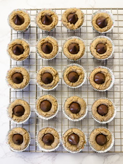 Gluten Free Peanut Butter Blossom Cookies