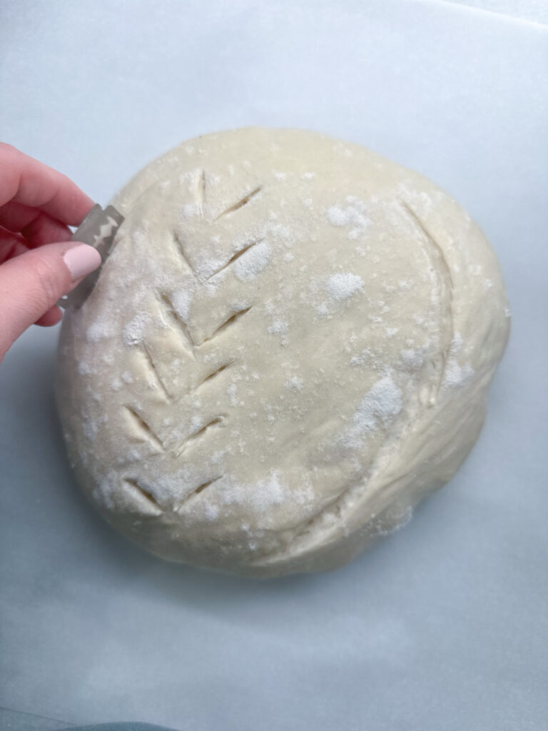 scoring sourdough bread 