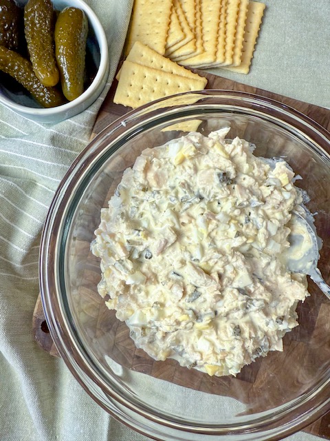 tuna salad in bowl