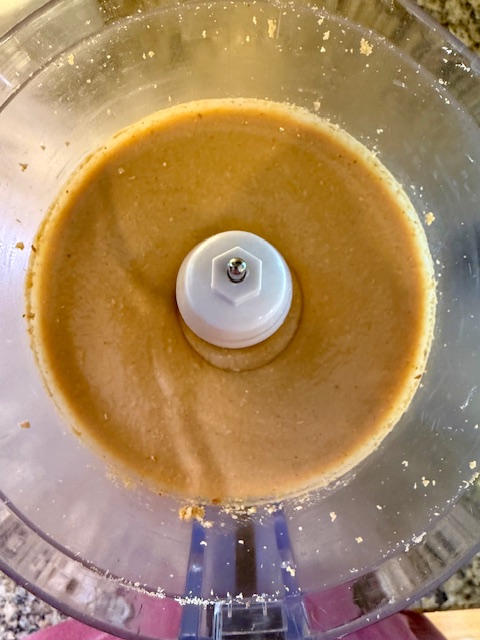 Creamed peanuts in food processor