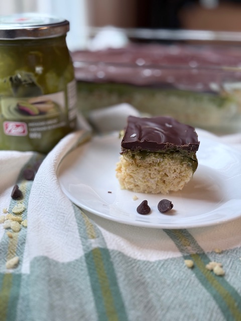 Dubai Chocolate Rice Krispie Treats